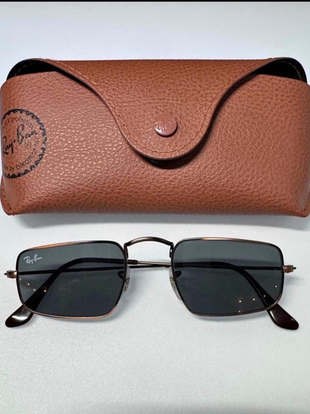 Ray-Ban Men’s Sunglasses with Brown Case - Black Lenses